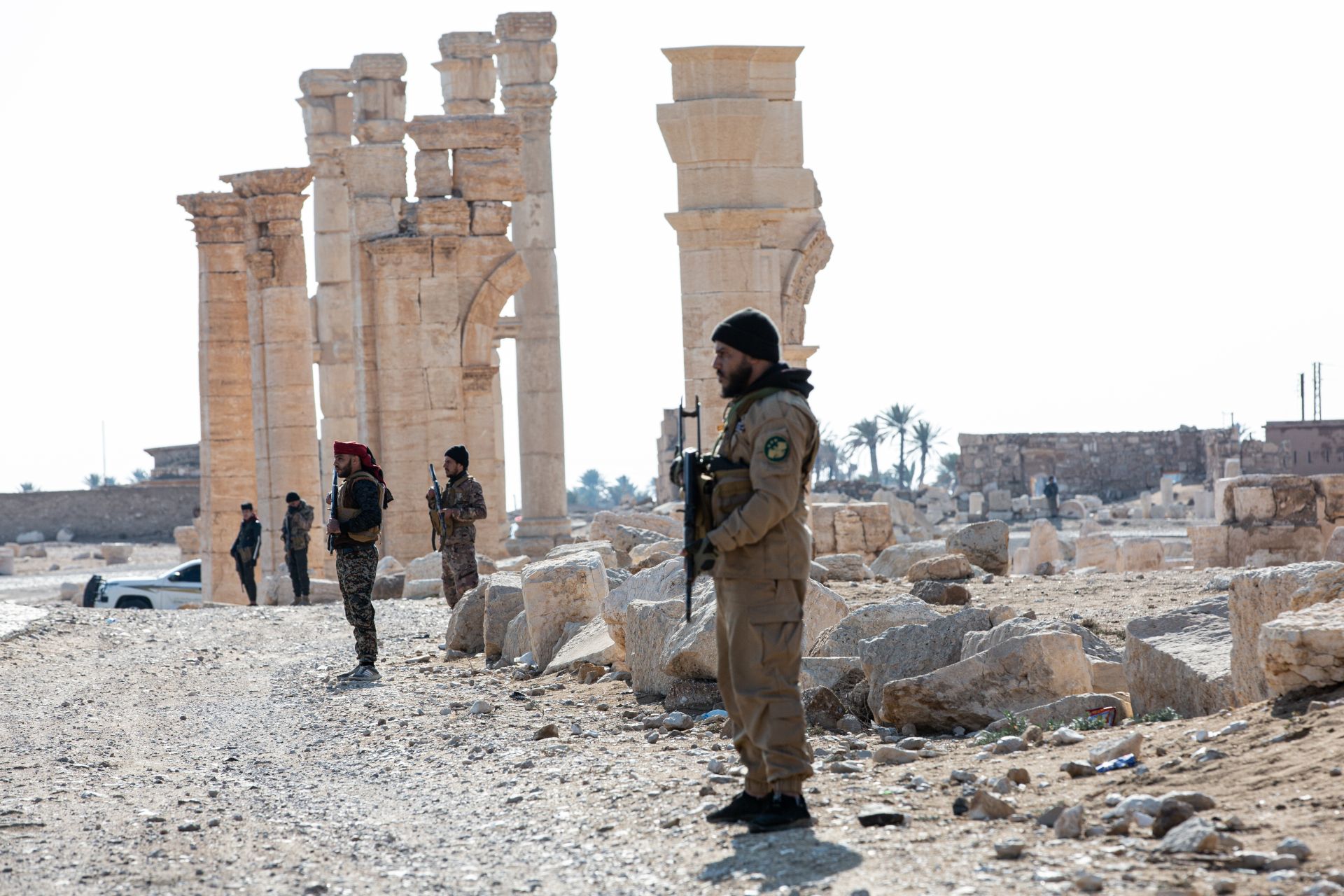 In Syria’s Desert, the Islamic State’s Shadow Persists