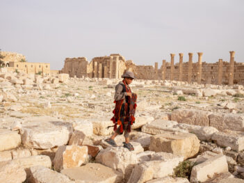In Syria’s Desert, Palmyra Fights for Its Life