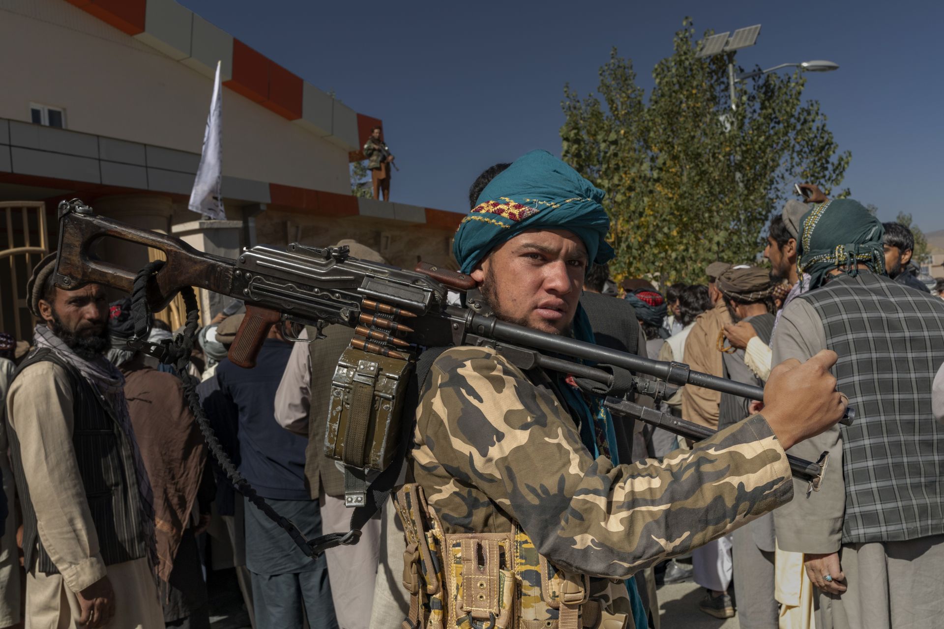 In Bamiyan, the Taliban Walk a Perilous Tightrope