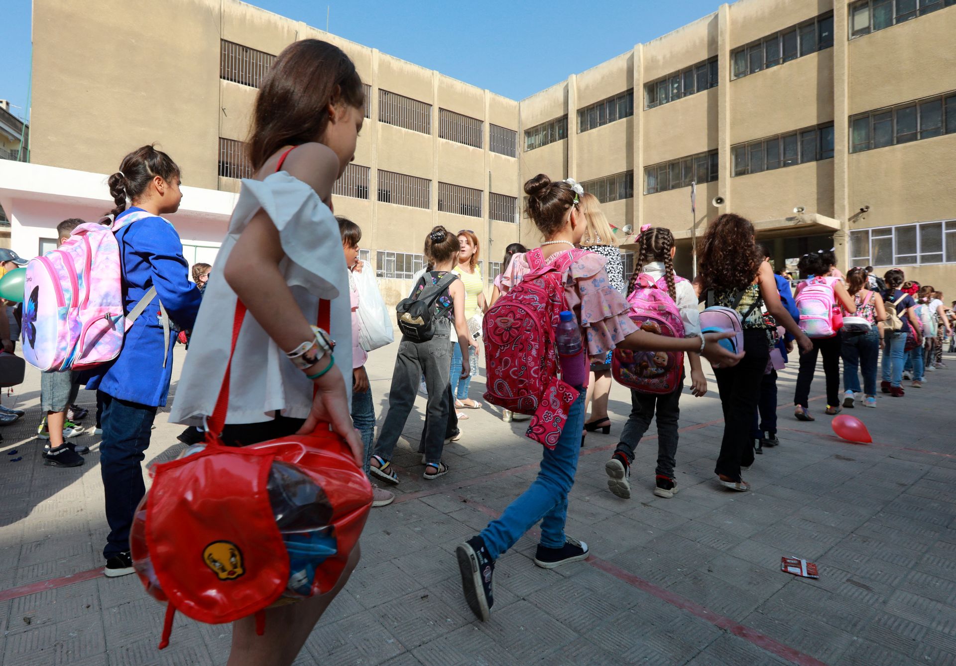 A Change at a Damascus School Has Syrians Reading the Runes