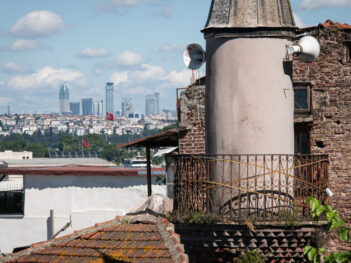 The Painful Transformation of a Historic Istanbul Neighborhood