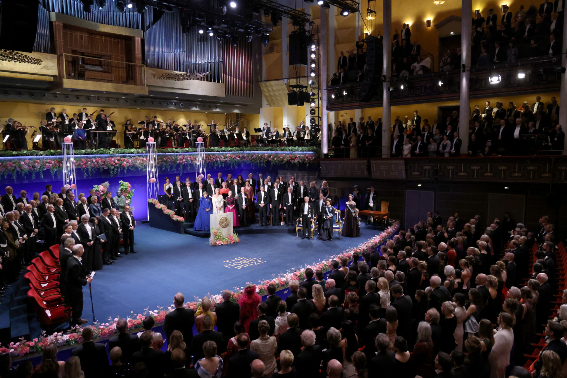 The Iranian Journalist Who Dialed Nobel Laureates