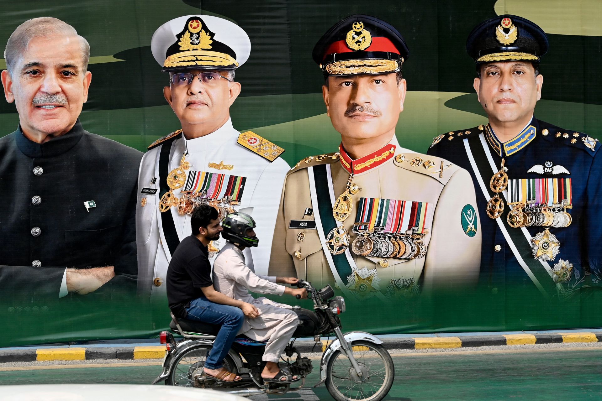 Pakistan Is Taking on a New Role in the Middle East