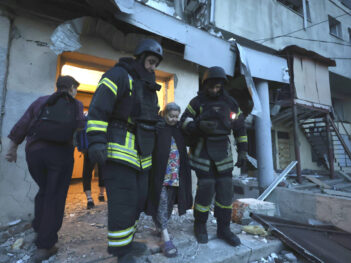 Cutting US Aid Jeopardizes the Lives of Ukrainian Civilians