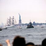How the World Celebrated America’s 200th Birthday