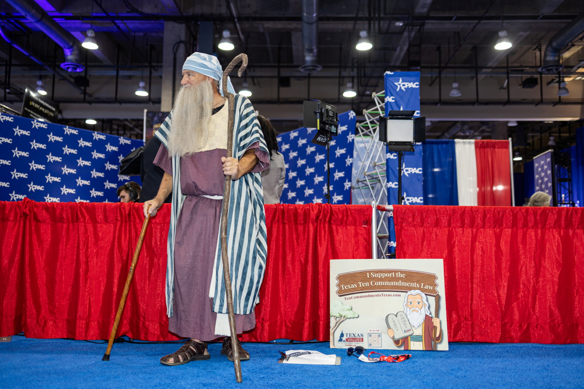 Should Texas Schools Display the Ten Commandments?
