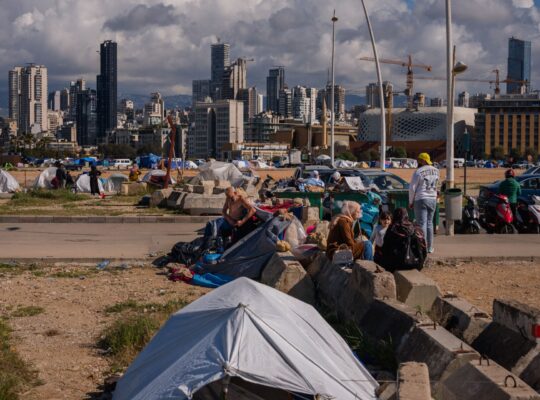 Does Israel Prefer Weak Neighbors?