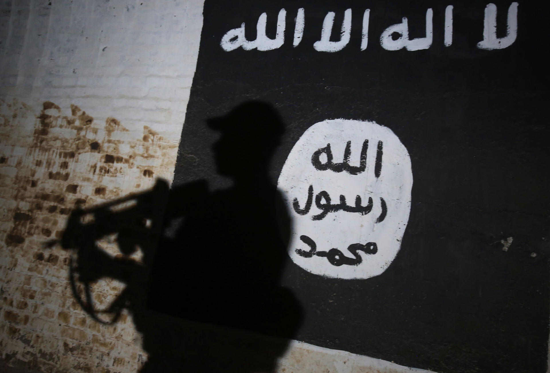 The Hoax in the ISIS Flag