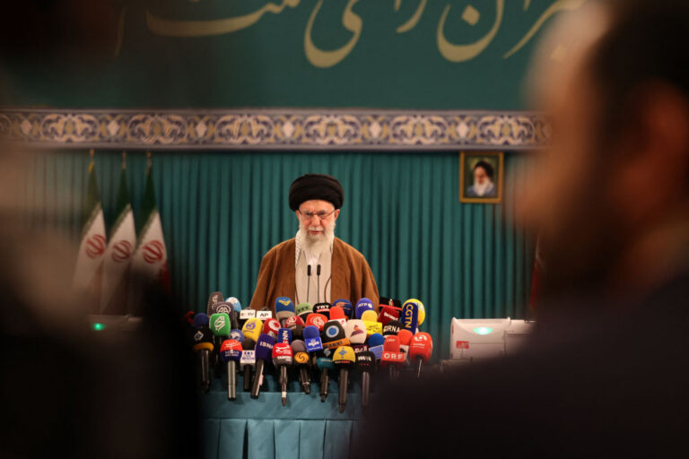 Iran Strikes Back at the Gulf as the US Pursues a Regime Change It Cannot Force