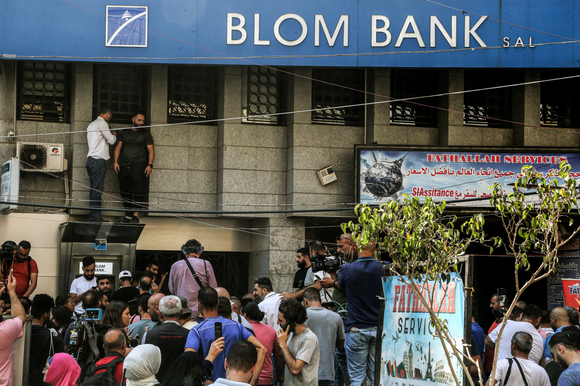 Bank ‘Robberies’ Are a Symptom of Deeper Crises in Lebanon