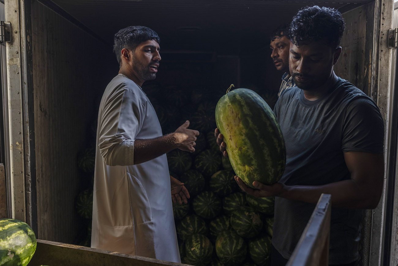 In Dubai, Trade Continues on the Front Lines of the Iran War