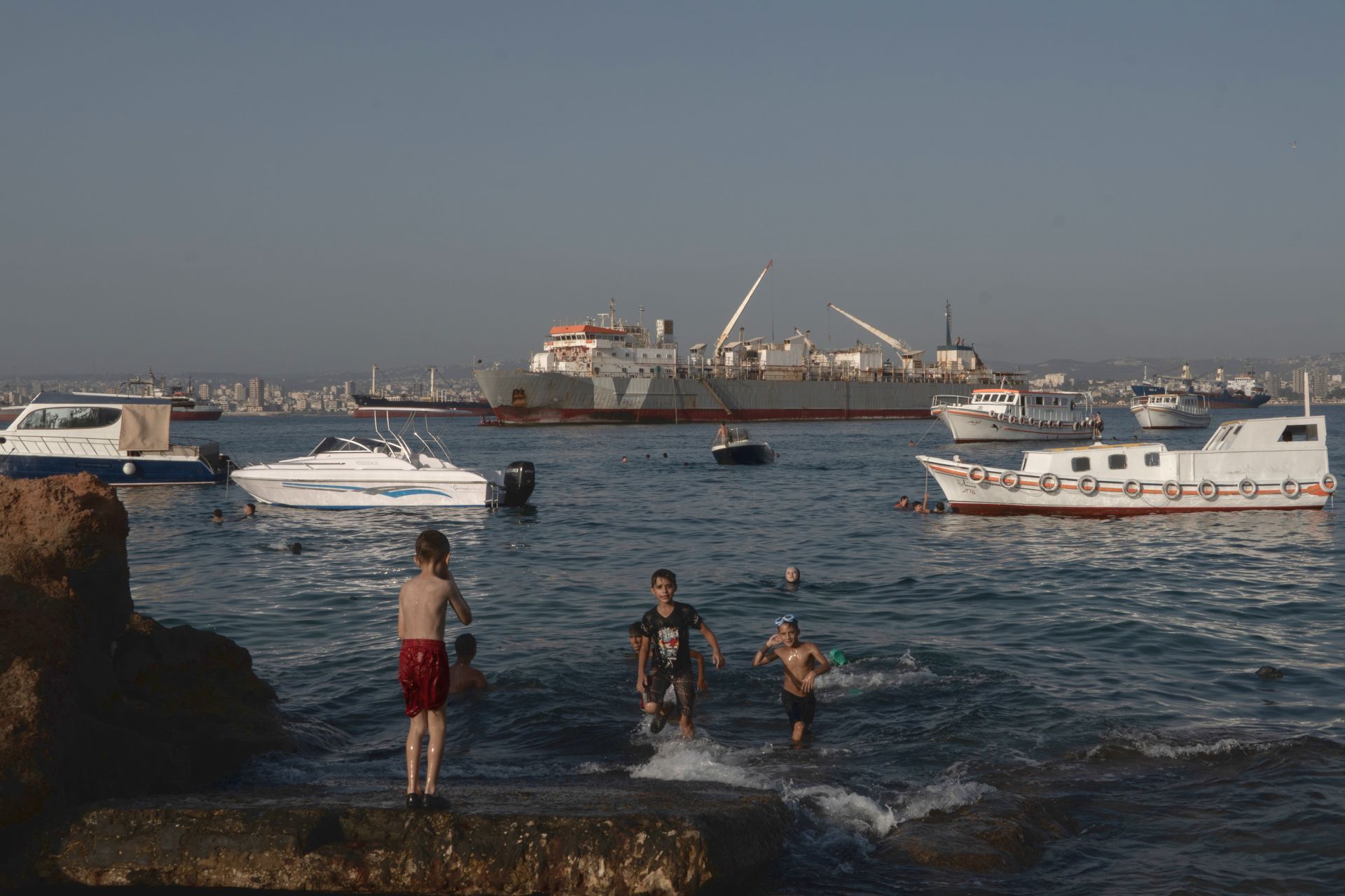 How the Shipwrights of Arwad Weathered Syria’s War